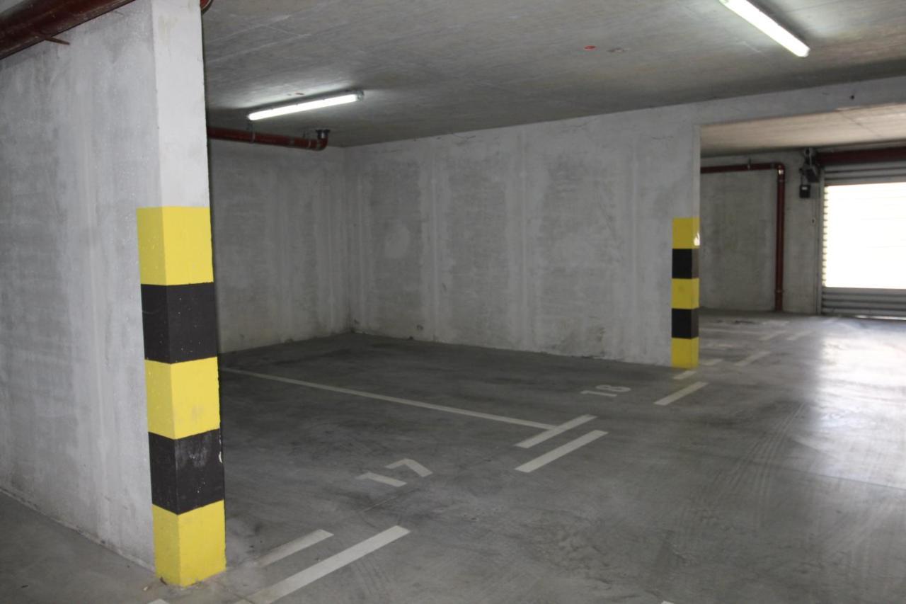 Macadamia Apartment With Garage Parking Сплит Екстериор снимка