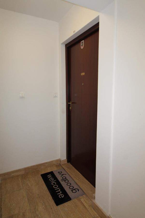 Macadamia Apartment With Garage Parking Сплит Екстериор снимка